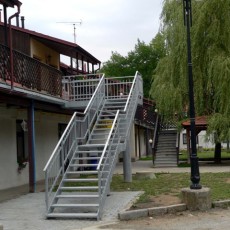 P1330435